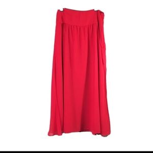 Tinley Road Red lined skirt with side slit, XS